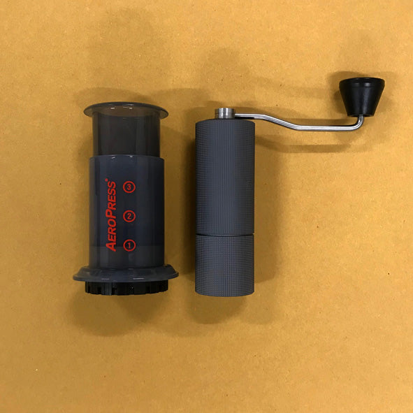 Travel kit Aeropress Go + gratis zakje 350g Suke Q!