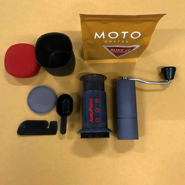 Travel kit Aeropress Go + gratis zakje 350g Suke Q!